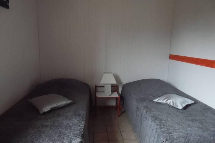 Location de vacances pour 6 personnes, avec piscine dans Saint-Michel-de-Bannières - 3