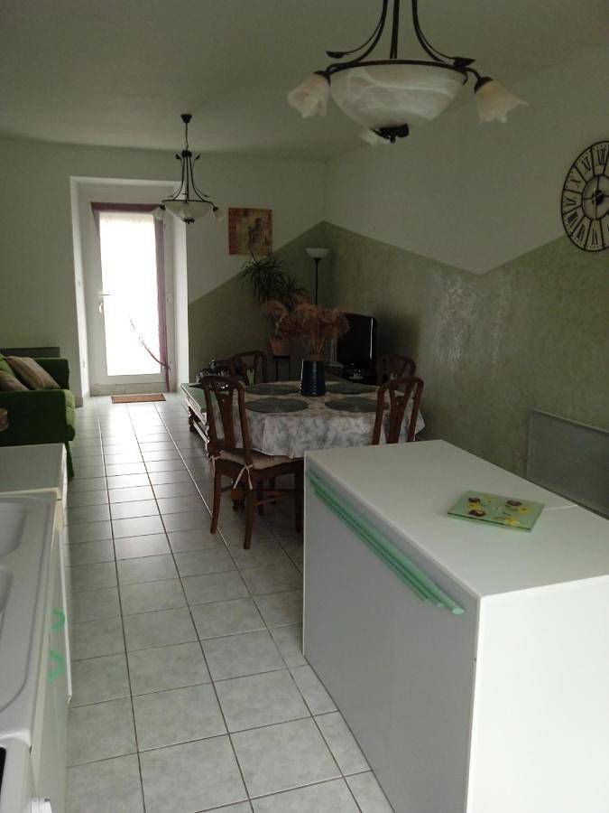 Location de vacances pour 4 personnes, avec Terrasse et Jardin ainsi que Sauna et Vue à Juvigny (Marne) - 3