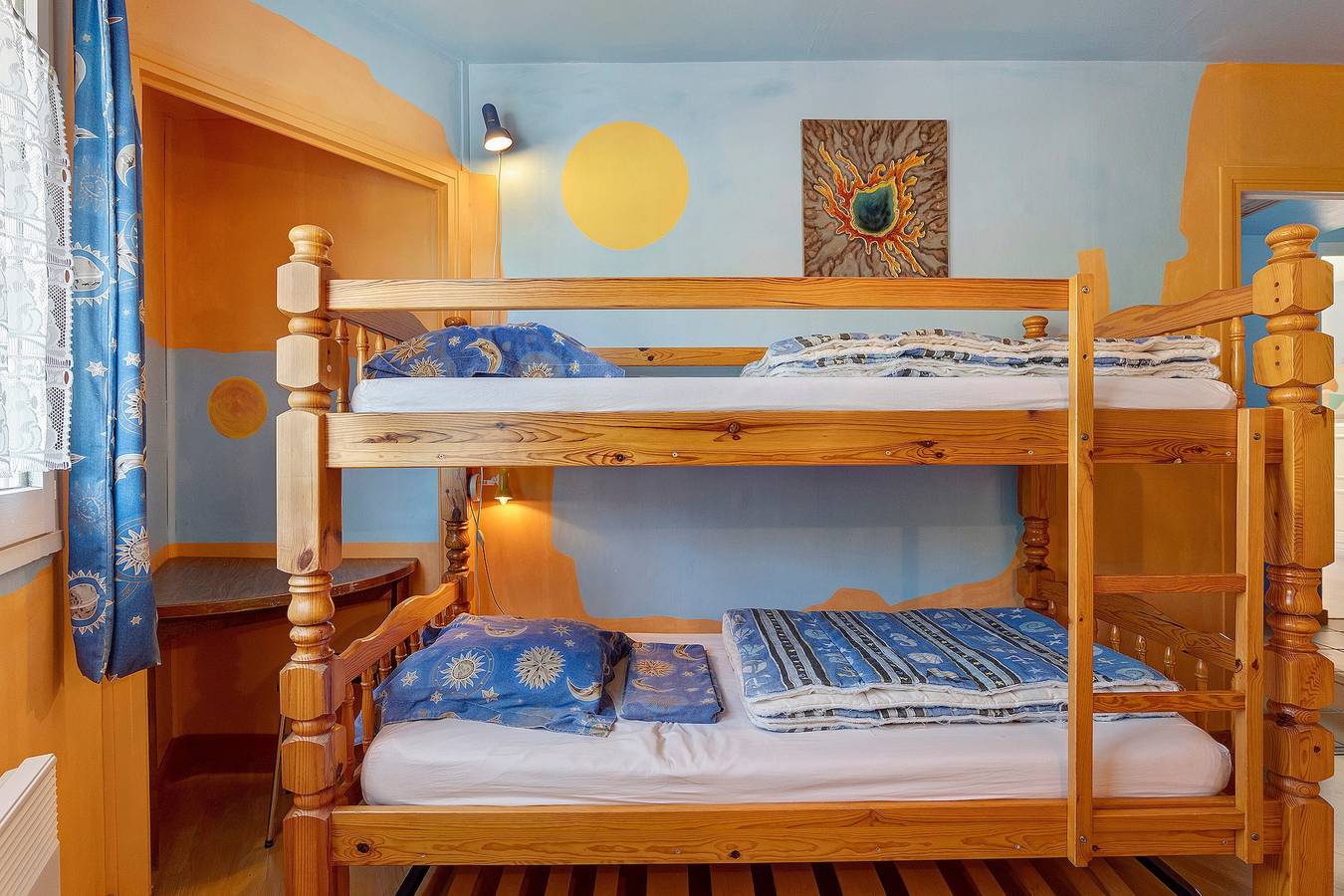 Gästezimmer „Le Volcan d'Aizac“ – Mondzimmer in Aizac, Parc naturel régional des Monts d'Ardèche