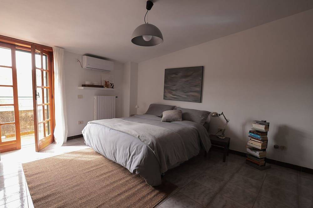 In township on the outskirts of Caserta \"Alley Zenone 8\" in Caserta, Caserta Province