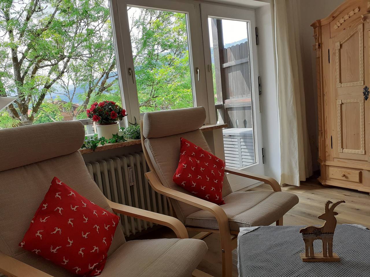 Ganze Ferienwohnung, Reitmeier im Winkl - Gemütliche Ferienwohnung Reitmeier im Winkl mit Balkon in Reit im Winkl, Bayerische Alpen