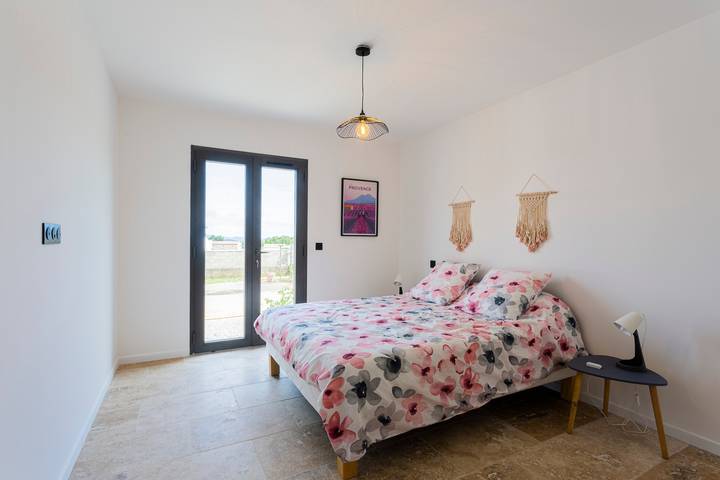 Ferienhaus für 6 Personen mit Garten in Saint-Victor-la-Coste, Nimes und Umgebung