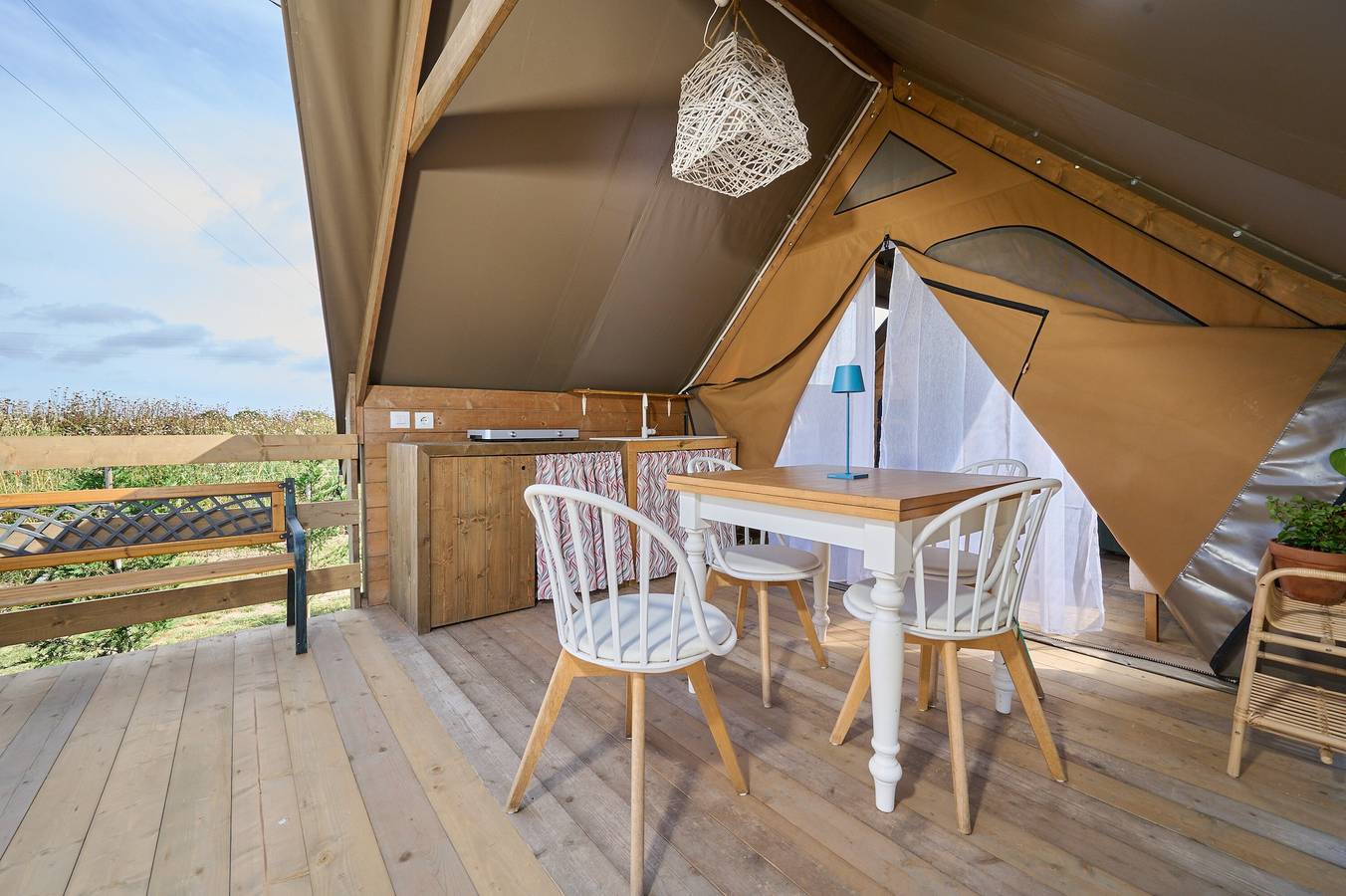 Glamping 'Tenda Safari Vicino Al Mare' mit Gemeinschaftsgarten, Wi-Fi und Klimaanlage in Piombino, Etruskische Küste