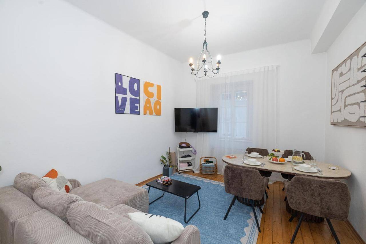 Ganze Wohnung, Stylish Old Town Apartment with Infrared Sauna in Linz, Linz-Wels