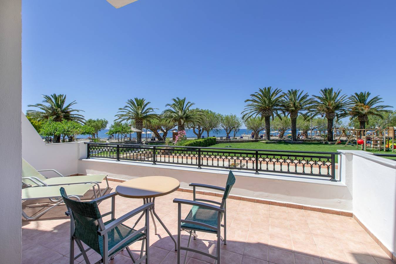 Ganze Wohnung, Familienfreundliche Strandwohnung mit Meerblick in Agia Galini, Kreta in Agia Galini, Rethymno und Umgebung