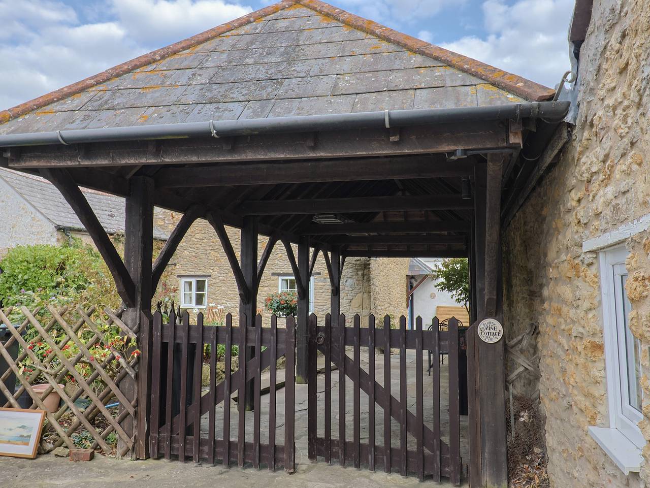 Vine Cottage in Burton Bradstock, Dorset