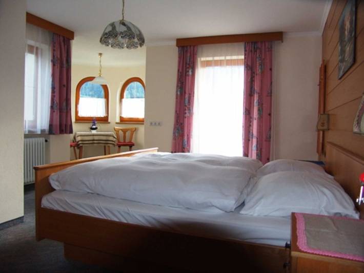 Ferienwohnung für 2 Personen, mit Sauna und Garten sowie Terrasse und Ausblick in Oetz - 3