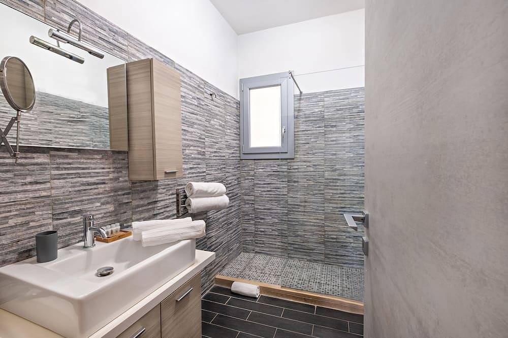 Appartement entier, Penthouse Station The Residences ( Apt with private Jacuzzi) in Brindisi, Salento