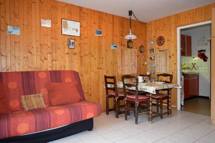 Ganze Wohnung, Bis 200m skipiste, Erdgeschoss, blick berg, terrasse, parkmöglichkeiten, fernseher, 23m² in Le Grand-Bornand, Annecy und Umgebung