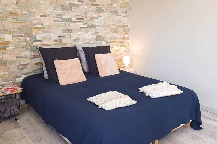 Location de vacances pour 2 personnes, avec Terrasse et Jardin à Mornas - 4