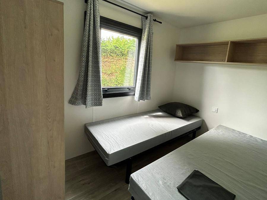 Camping Domaine de La Pinede - Mobilhome 4 personnes - Cabane confort + 2 chambres in Étaples, Région de Montreuil