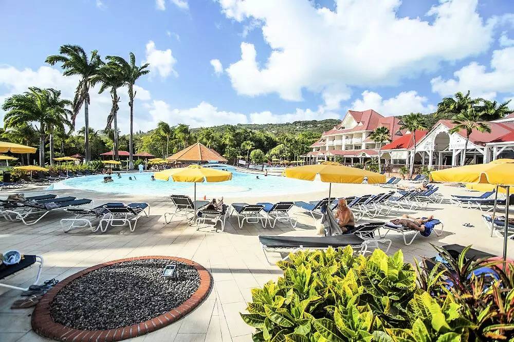 Estudio entero, Estudio Selección (3 personas) in Sainte-Luce, Martinica