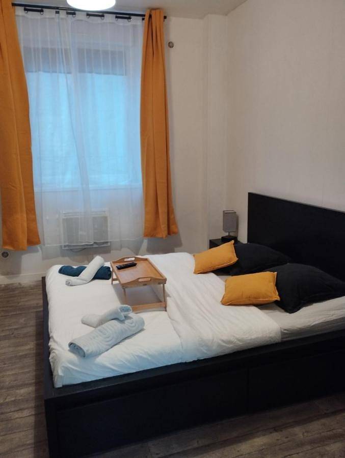 Appartement entier, One-Bedroom Apartment in Brest, Région de Brest