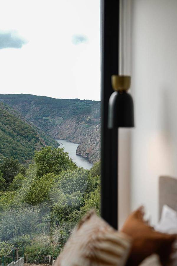 Apartamento entero, One-Bedroom Cottage in Parada de Sil, Ribeira Sacra