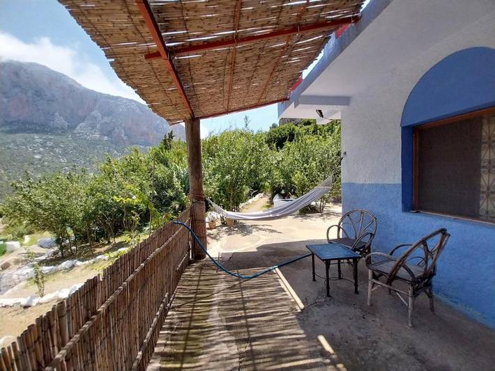 Auberge pour 4 personnes, avec piscine ainsi que vue et jardin, animaux acceptés