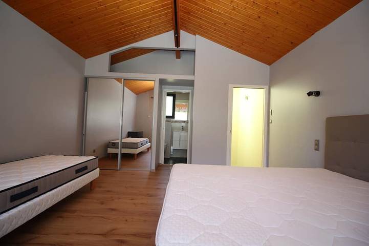 Location de vacances pour 7 personnes, avec jardin et jacuzzi dans Val-de-Sos - 2