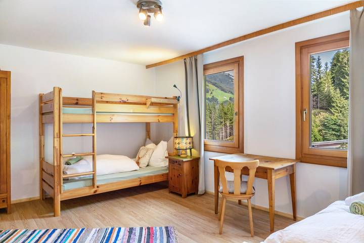 Ferienwohnung für 4 Personen, mit Garten in Hainzenberg