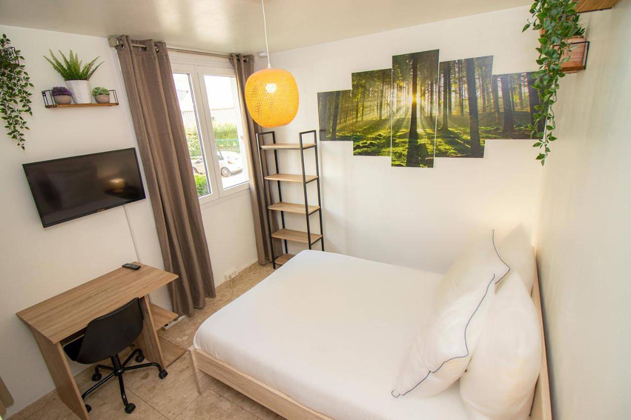 Appartement de vacances entier, La Garden Room Logement en Colocation in Le Plessis-Robinson, Hauts-de-Seine