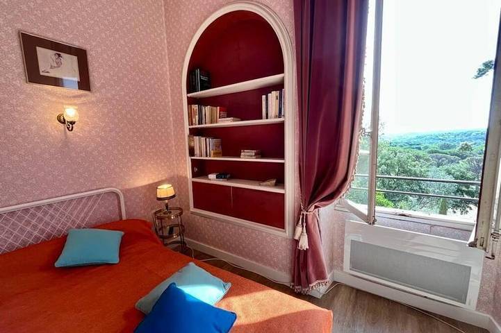 Gîte pour 6 personnes, avec piscine et jardin dans Golf et Tennis Club de Valescure - 4