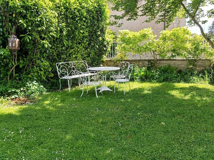 Chambre d’hôte pour 2 personnes, avec jardin ainsi que vue et piscine, animaux acceptés dans le Puy-de-Dôme - 4