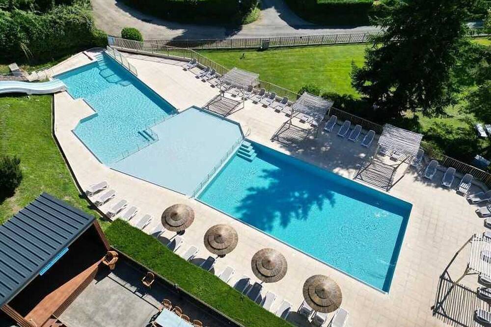 Camping 4 étoiles - Parc aquatique - efahaa in Saint-Geniez-d'Olt-et-d'Aubrac, Massif Central