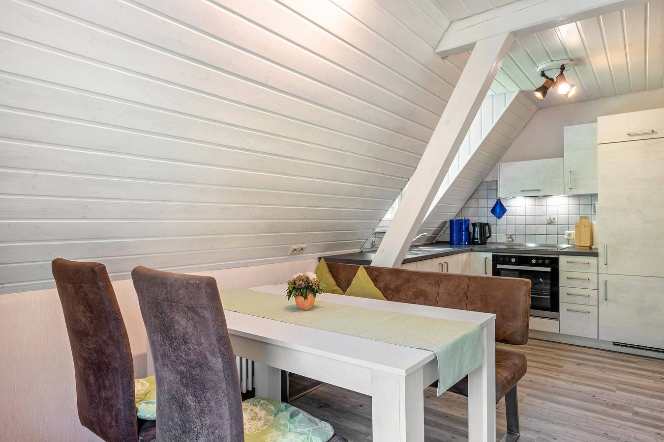 Ganze Wohnung, Ferienwohnung '2, 45qm' mit Bergblick, Gemeinschaftsterrasse und Wi-Fi in Oberwolfach, Mittlerer Schwarzwald