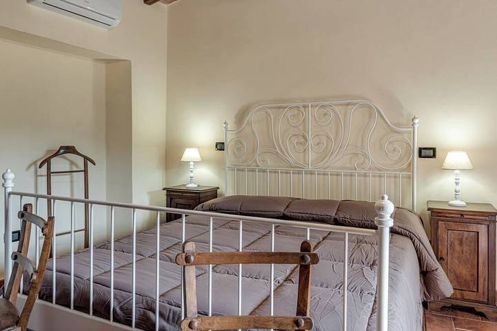 Vasca Idromassaggio-Agriturismo Fattoria La Pieve-Cottage Olivo a 8 km da Pisa in Calci, Pisa e dintorni