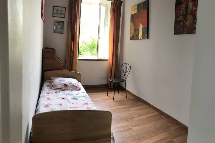 Gîte pour 4 personnes, avec jardin et terrasse à Férolles - 3
