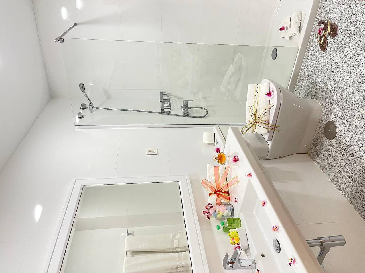 Appartement de vacances entier, Tourist flat with Wi-Fi in Vecindario, Santa Lucía de Tirajana