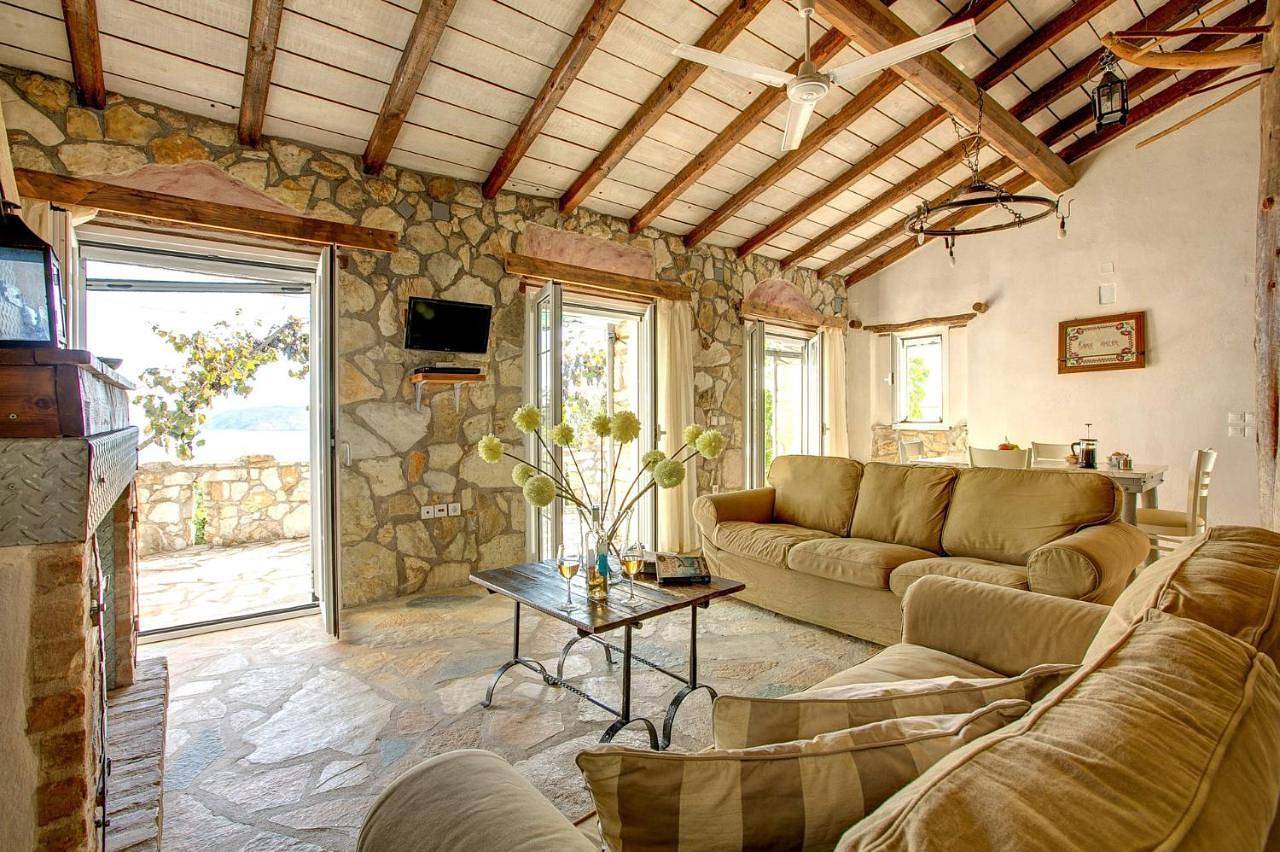 One-Bedroom Villa in Παραλία Κερασιά, Κέρκυρα