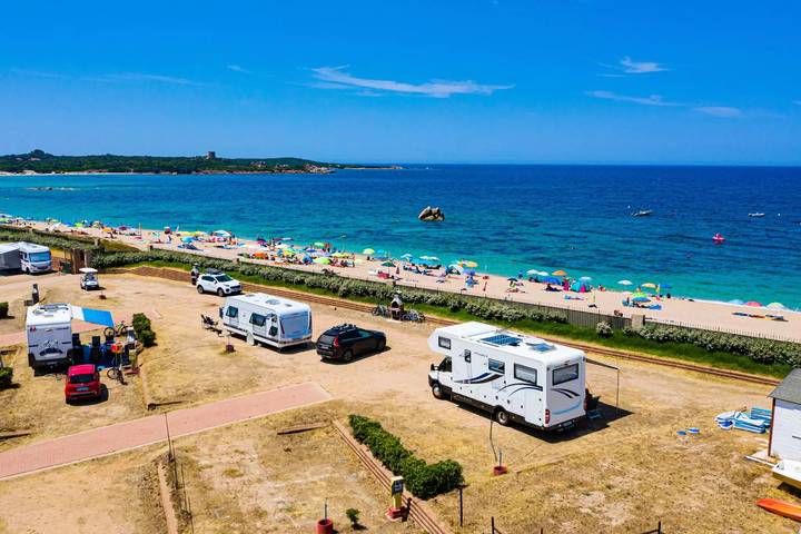 Camping pour 4 personnes, avec piscine et terrasse, animaux acceptés dans Sardaigne du Nord - 3
