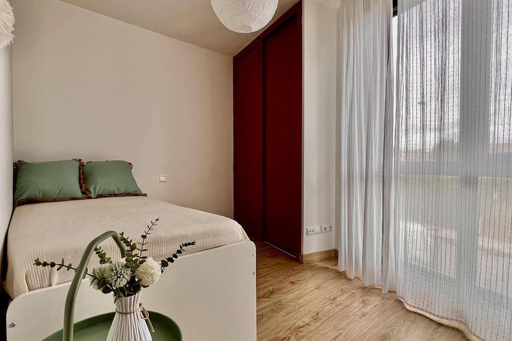 Entire apartment, Bright apartment with garage in Suances in Suances, Cantabrian Coast
