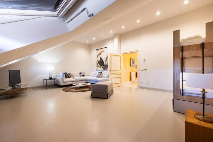 Location de vacances pour 17 personnes, avec piscine ainsi que jardin et vue à Tudela - 4