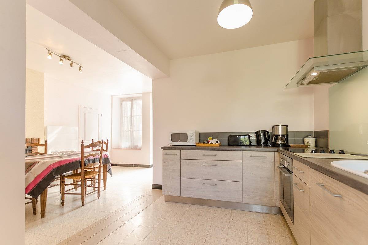 Casa de huéspedes para 4 personas con terraza in Aube (desambiguación)