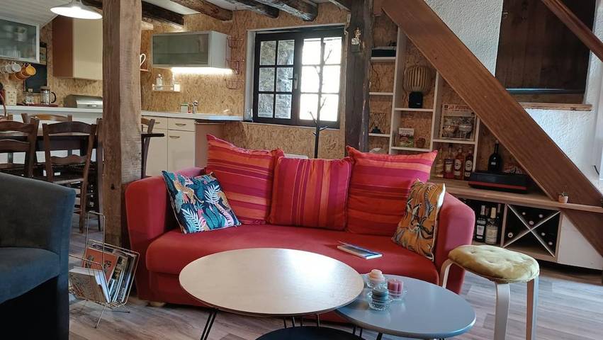 Location de vacances pour 8 personnes, avec Terrasse et Vue à Bonac-Irazein - 2
