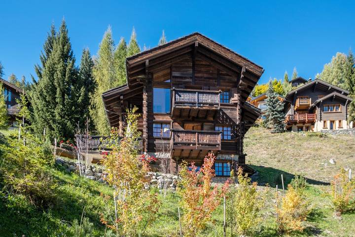 Chalet für 10 Personen, mit Sauna und Garten in der Schweiz - 2