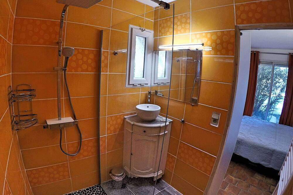 Villa de Charme au Pied du Pic-Saint-Loup, avec Piscine in Valflaunès, Côte méditerranéenne (France)