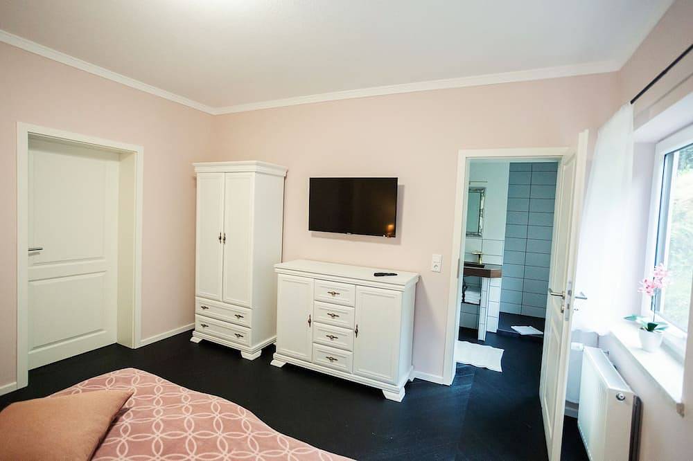 Ganze Wohnung, Neu!!! Wunderschönes Apartment mit traumhaftem Ausblick in Bad Lauterberg, Harzvorland