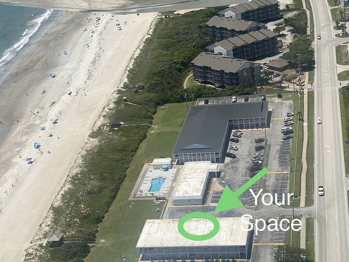 Vacation rental for 4 people, with balcony and yard as well as pool in Atlantic Beach