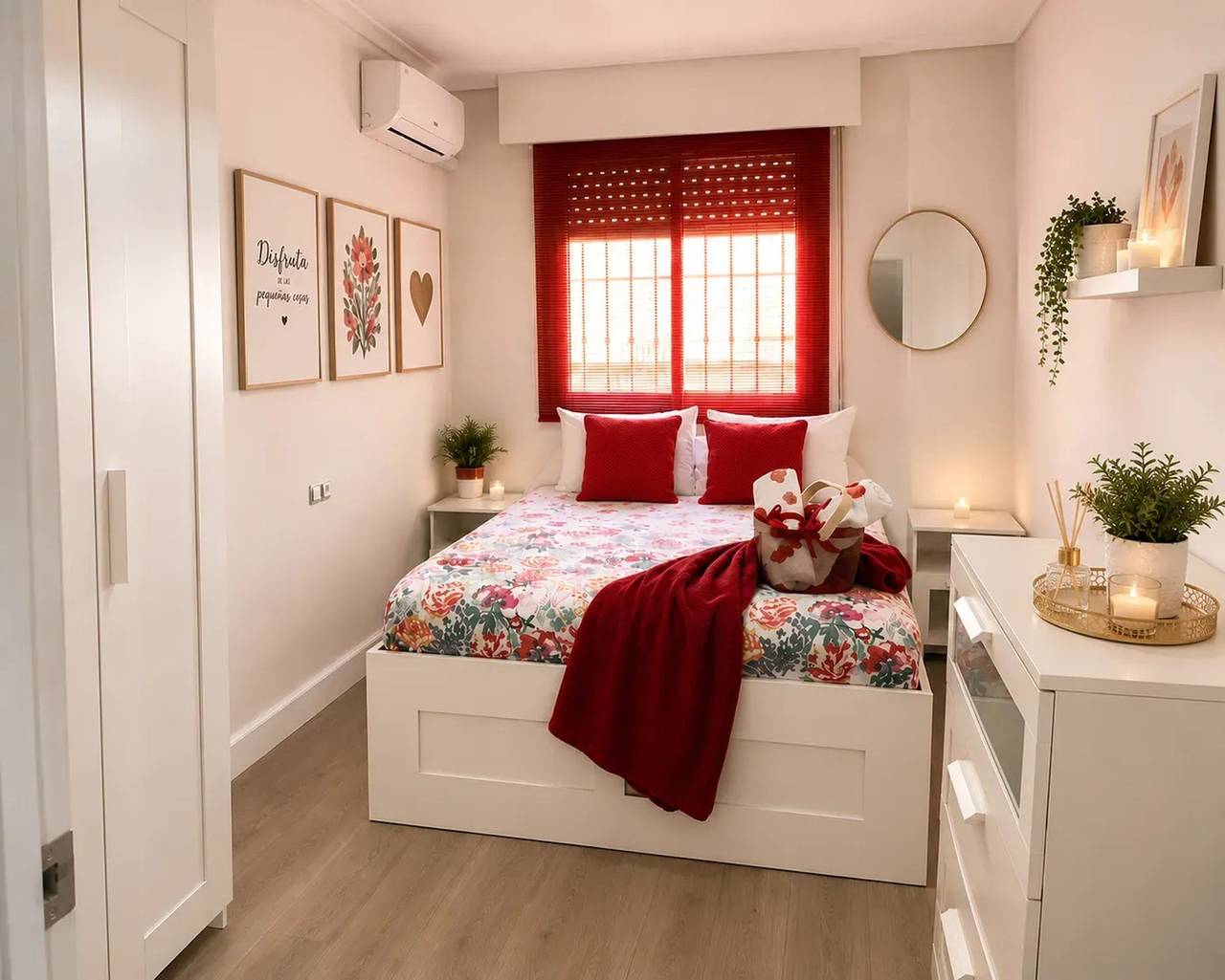 Apartamento entero, Apartamento moderno con jacuzzi y vistas en Almería, 80 m² in Los Molinos (Almería), Almería