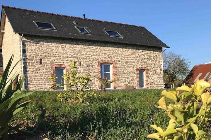 Location de vacances pour 6 personnes, avec jardin à Sainte-Cécile (Manche) - 4