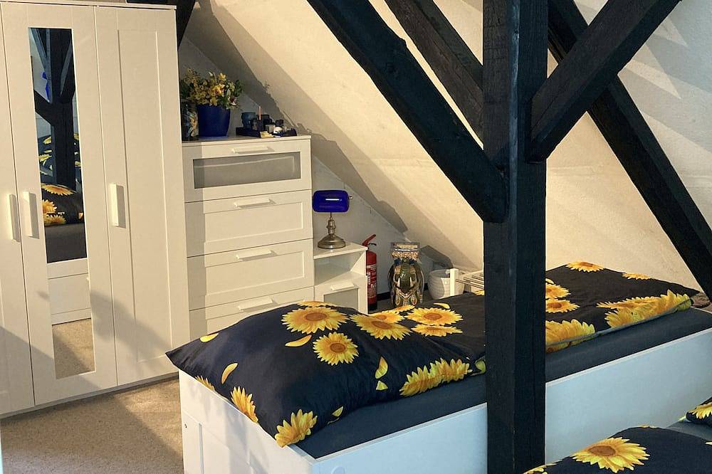 Ferienhaus mit Sauna, Wintergarten und Terrasse im schönen Taunus, ruhige Lage! in Glashütten, Hochtaunuskreis