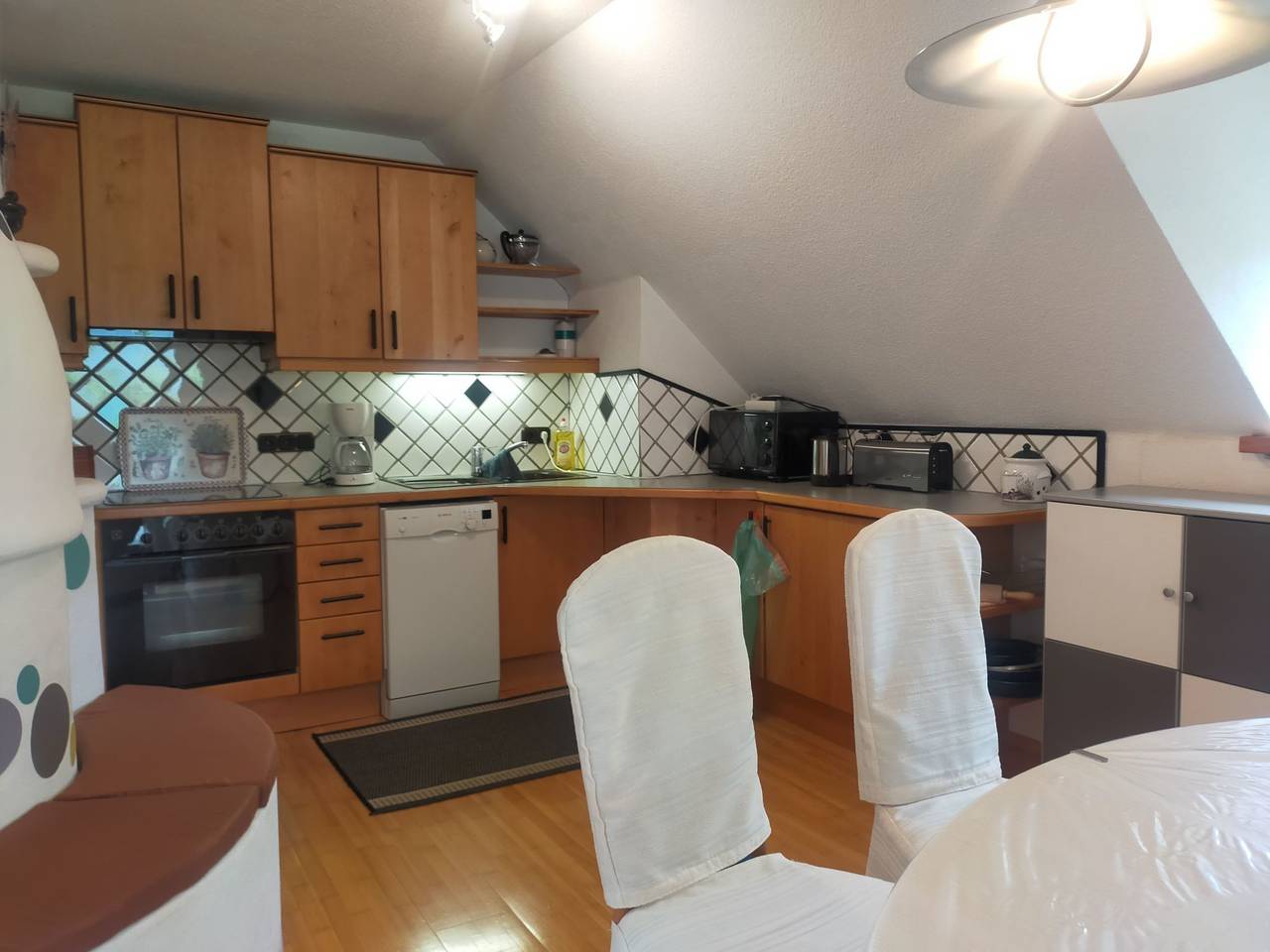 Ganze Wohnung, Idyllische Panorama-Südwohnung in Wörtherseenähe in Schiefling am See, Klagenfurt-Land