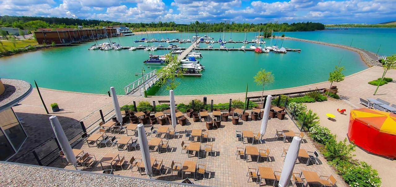 Resort für 2 Personen mit Terrasse in Badestelle Lagovida, Großpösna