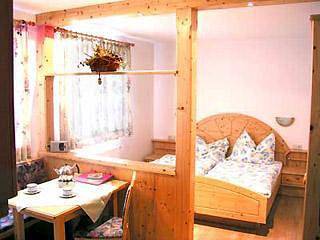 Ferienwohnung für 2 Personen, mit Sauna und Garten sowie Pool, kinderfreundlich - 1