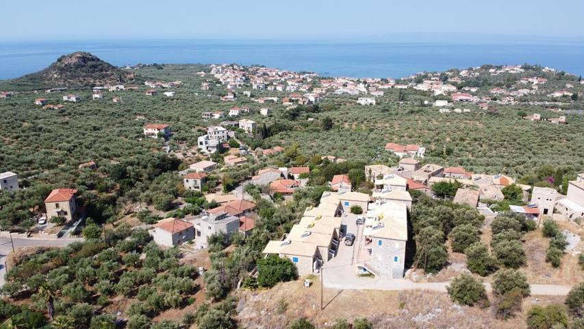Gîte pour 7 personnes, avec balcon et vue dans Stoupa - 3