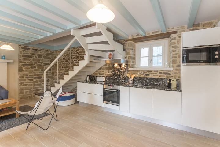 Gîte pour 6 personnes, avec terrasse et jardin