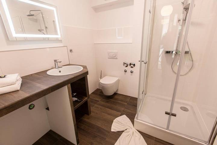 Ferienwohnung für 4 Personen, mit Terrasse und Garten sowie Seeblick und Ausblick in Schorfheide - 2