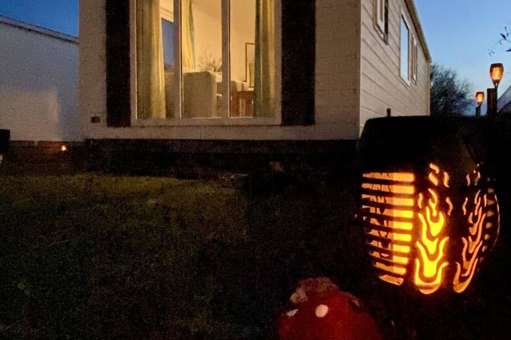 Luxuriöses Chalet in den Dünen, nur wenige Gehminuten vom Strand entfernt in IJmuiden, Niederländische Nordsee
