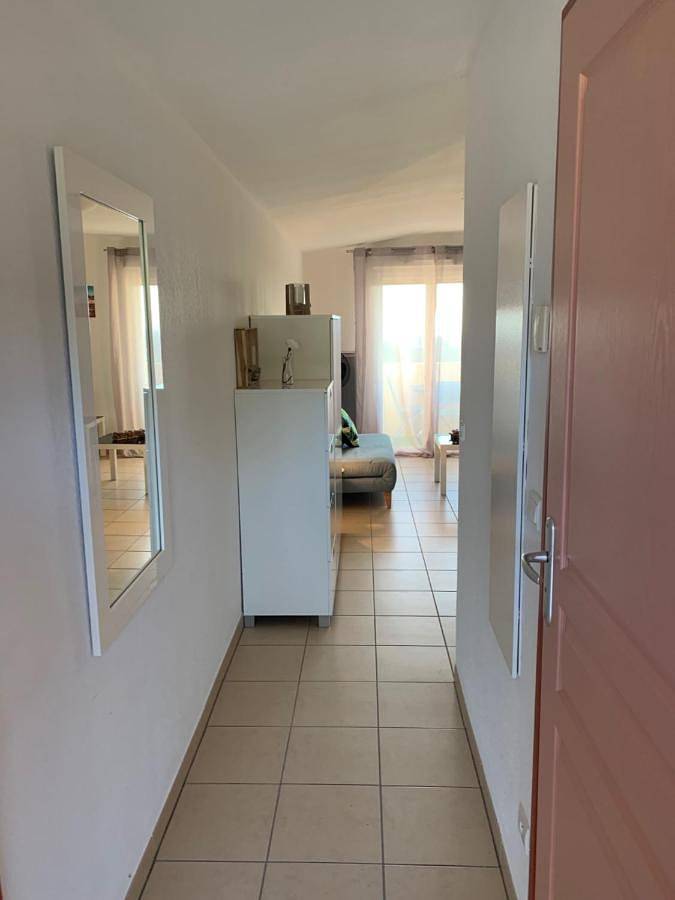Appartement de vacances pour 3 personnes, avec balcon ainsi que jacuzzi et piscine - 1